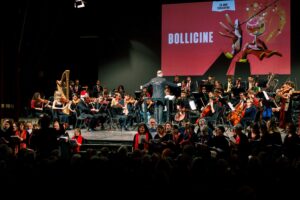 AL TEATRO DUSE IL TRADIZIONALE ‘BOLLICINE’ DELL’ORCHESTRA SENZASPINE